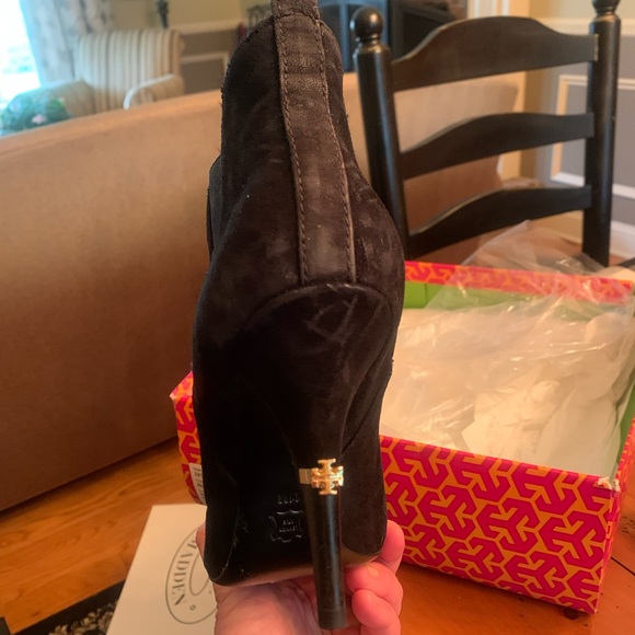 Booties - Picture 6 of 6